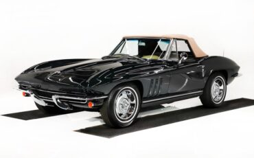 Chevrolet-Corvette-1965-Glen-Green-Tan-32