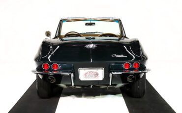 Chevrolet-Corvette-1965-Glen-Green-Tan-47