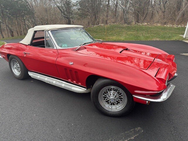 Chevrolet-Corvette-1965-Red-Black