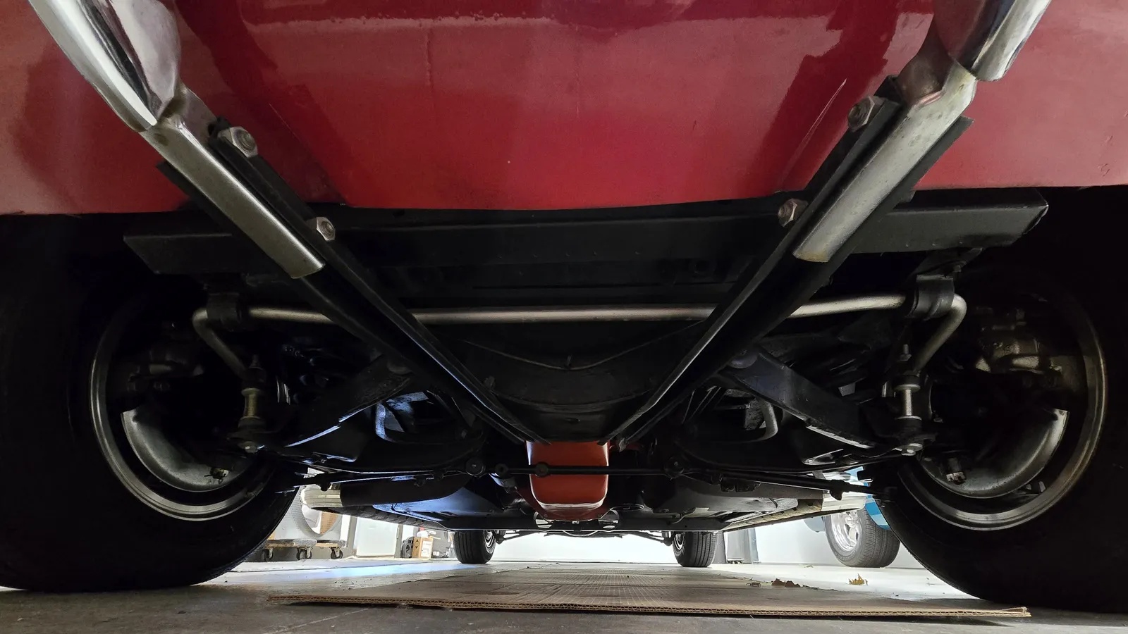 Chevrolet-Corvette-1965-Red-Red-13