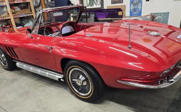 Chevrolet-Corvette-1965-Red-Red-2