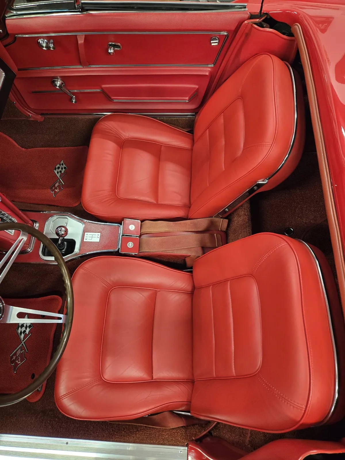 Chevrolet-Corvette-1965-Red-Red-5