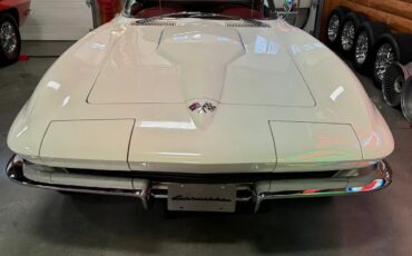 Chevrolet-Corvette-1965-White-Red-1
