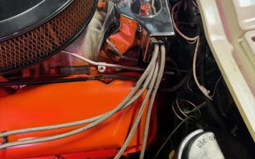 Chevrolet-Corvette-1965-White-Red-10