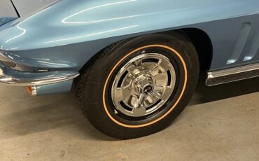 Chevrolet-Corvette-1966-2