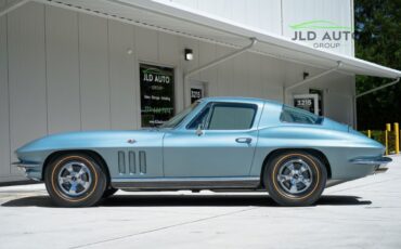 Chevrolet-Corvette-1966-2