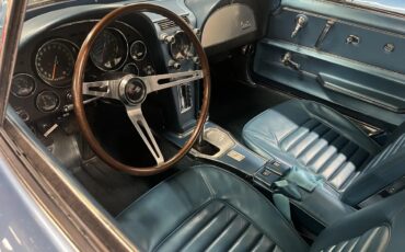 Chevrolet-Corvette-1966-6