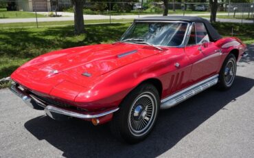 Chevrolet-Corvette-1966-Convertible-1