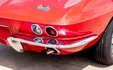 Chevrolet-Corvette-1966-Convertible-12