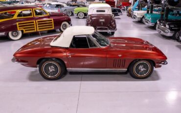 Chevrolet-Corvette-1966-Convertible-16