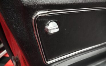 Chevrolet-Corvette-1966-Convertible-18