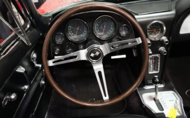 Chevrolet-Corvette-1966-Convertible-21