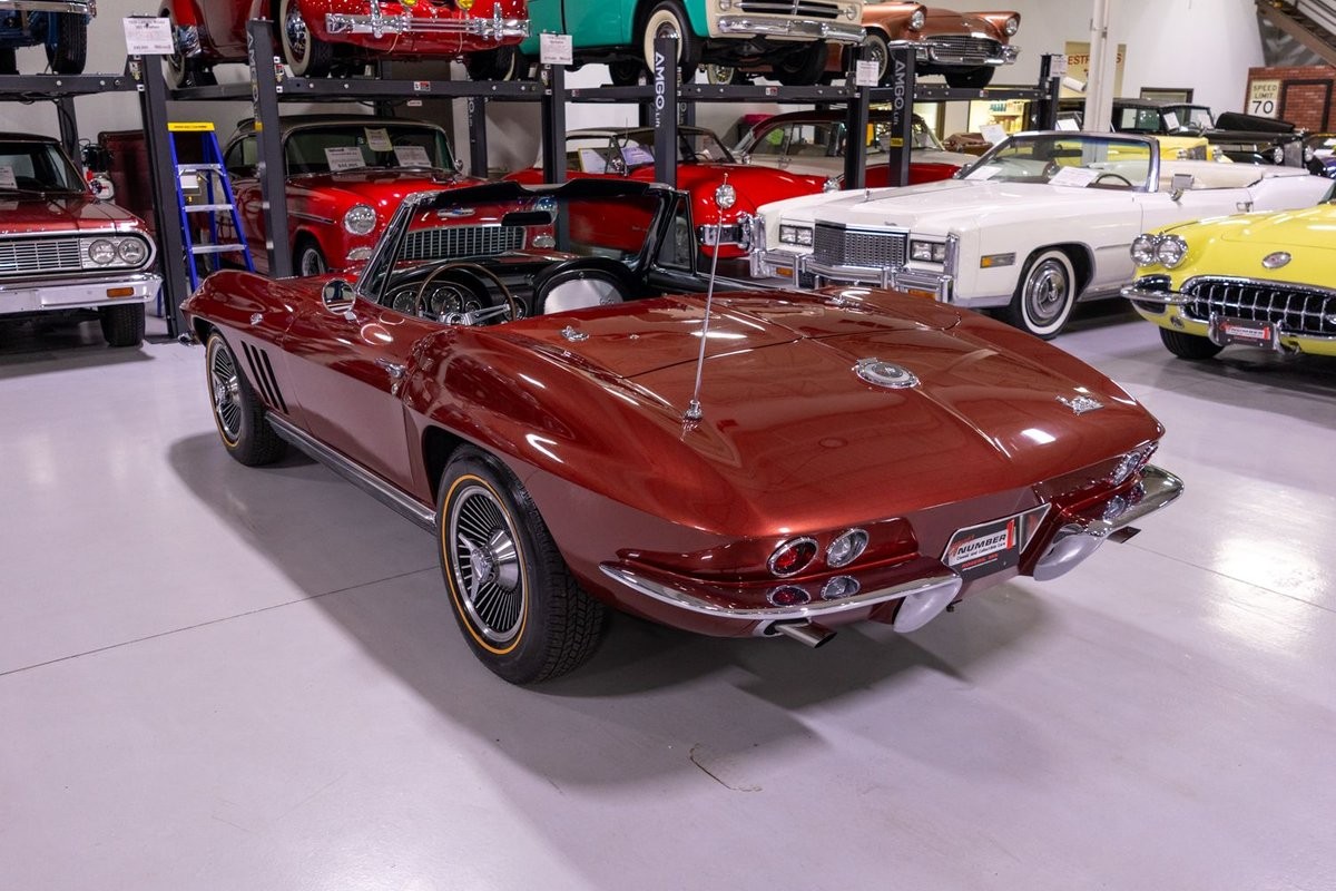Chevrolet-Corvette-1966-Convertible-27