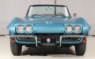 Chevrolet-Corvette-1966-Convertible-8