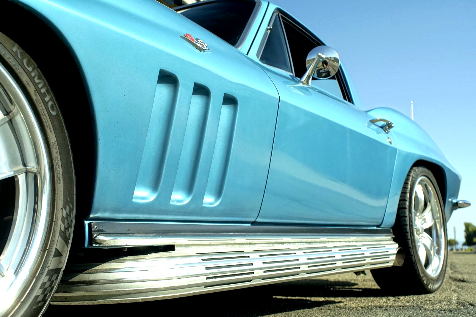 Chevrolet-Corvette-1966-Coupe-11