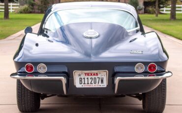 Chevrolet-Corvette-1966-Coupe-12