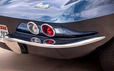 Chevrolet-Corvette-1966-Coupe-14