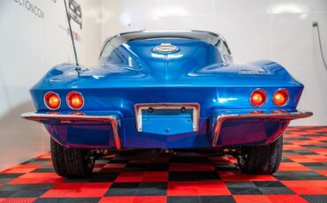 Chevrolet-Corvette-1966-Coupe-14