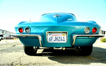 Chevrolet-Corvette-1966-Coupe-15