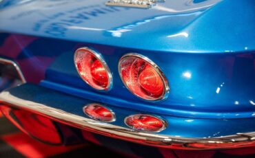 Chevrolet-Corvette-1966-Coupe-17