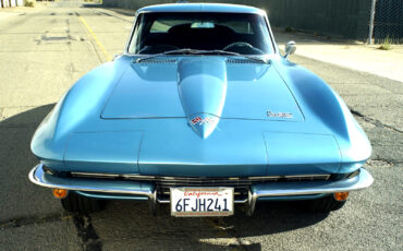 Chevrolet-Corvette-1966-Coupe-18