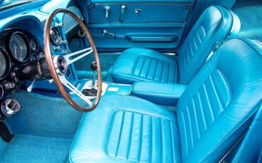 Chevrolet-Corvette-1966-Coupe-20