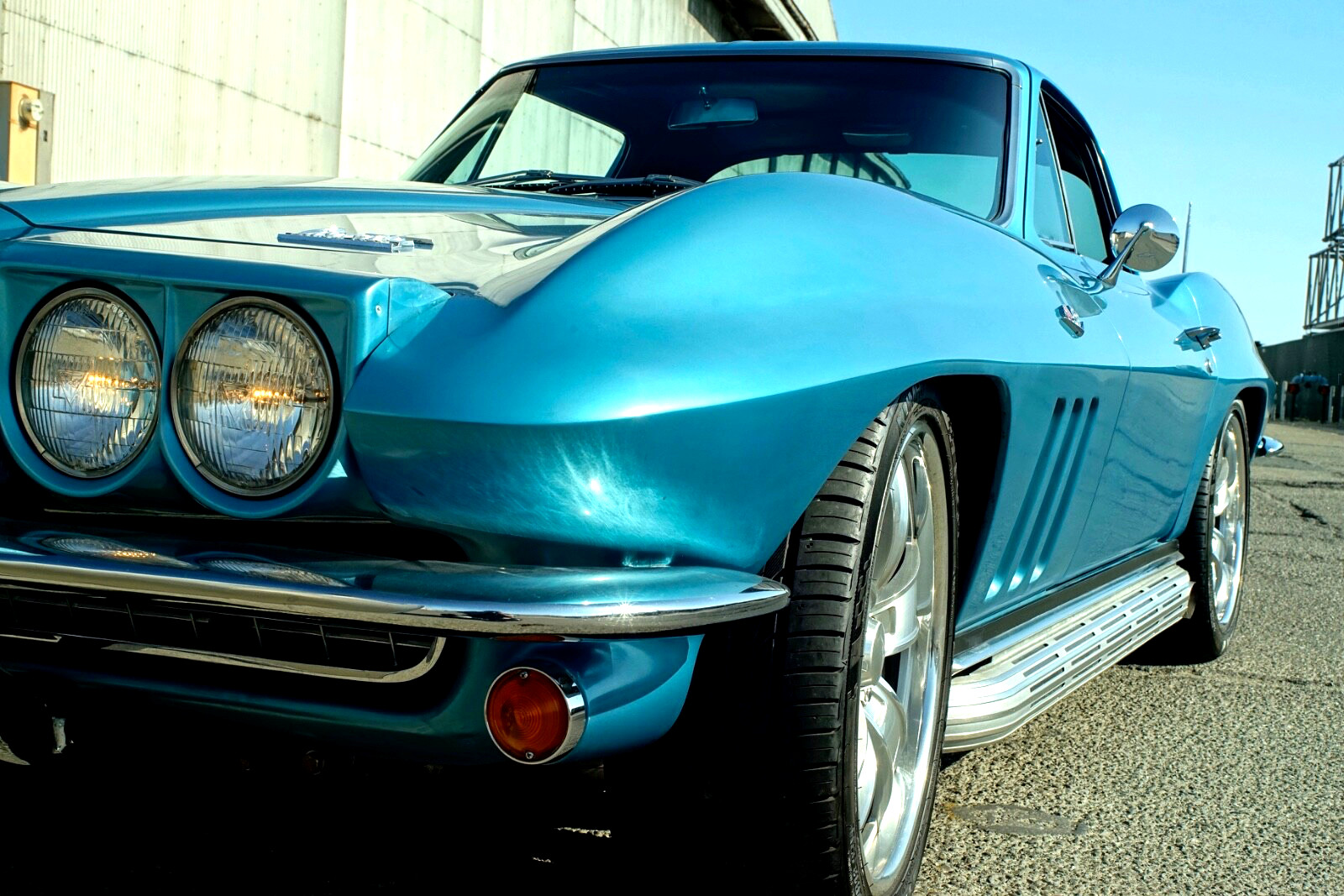 Chevrolet-Corvette-1966-Coupe-22