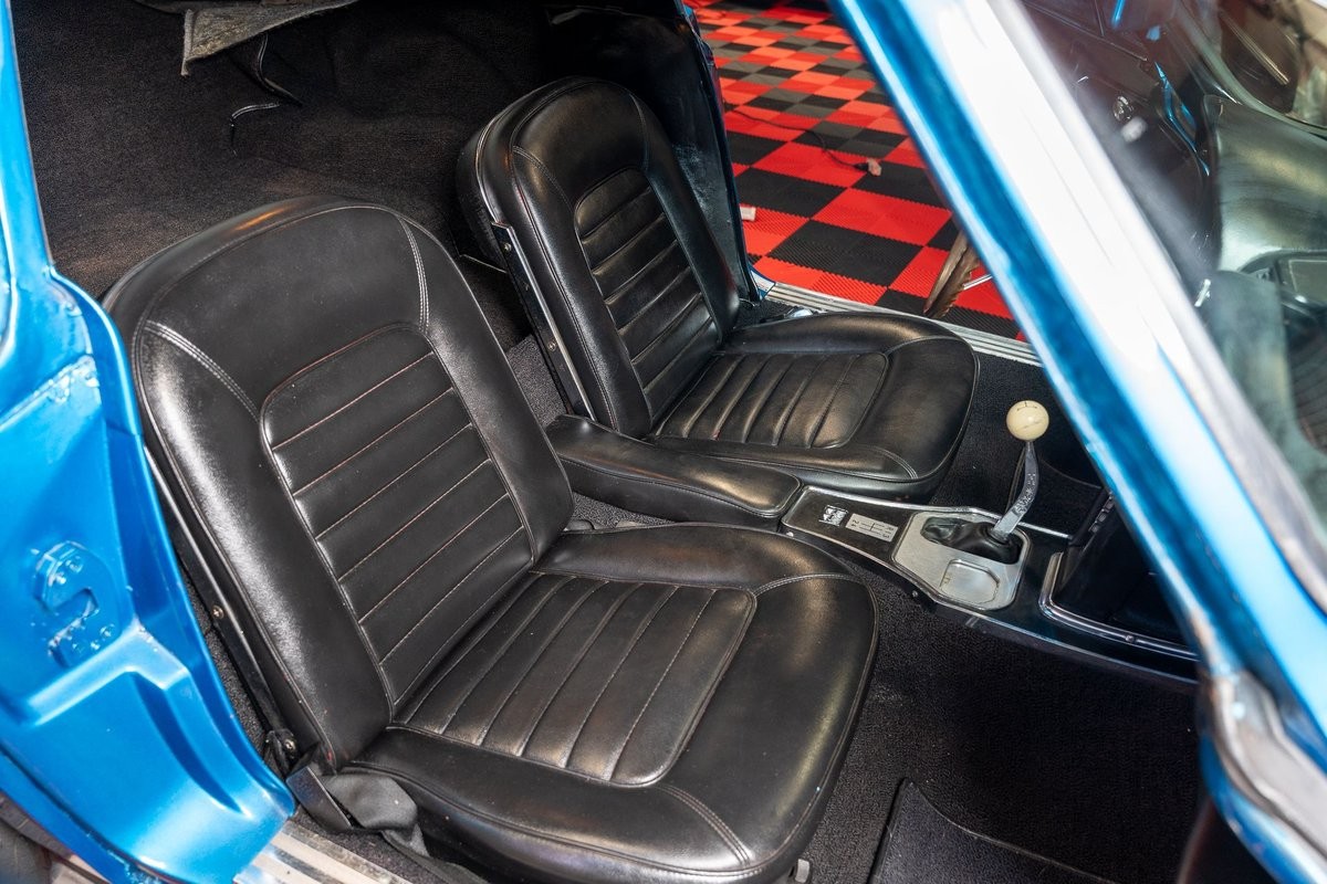 Chevrolet-Corvette-1966-Coupe-28