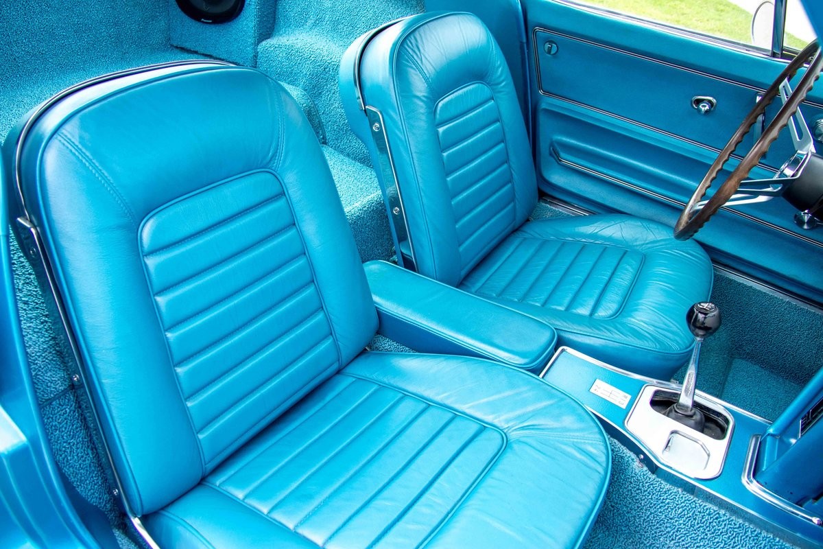 Chevrolet-Corvette-1966-Coupe-29