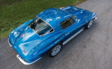 Chevrolet-Corvette-1966-Coupe-38