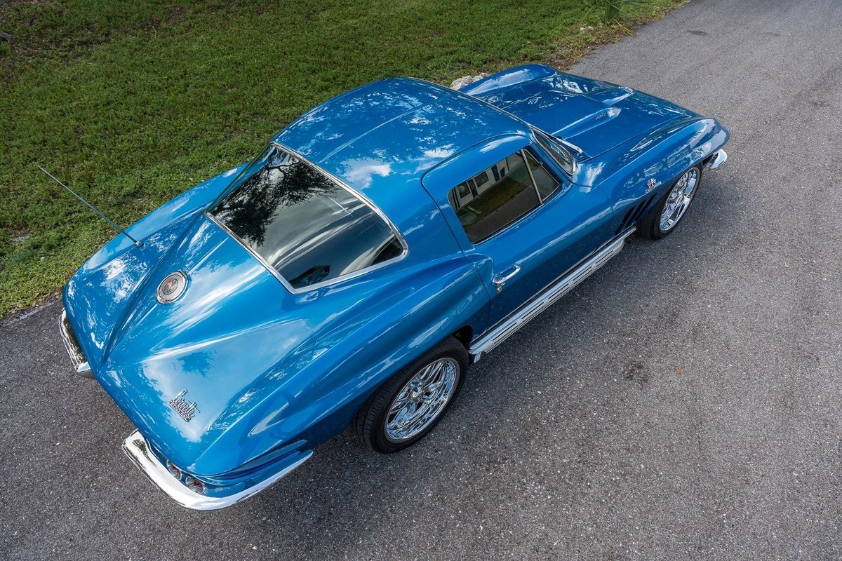Chevrolet-Corvette-1966-Coupe-38