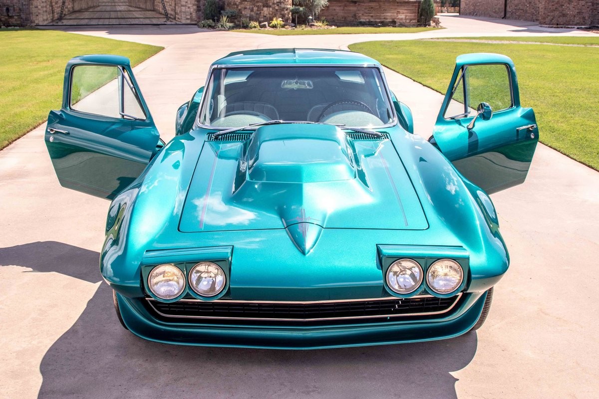 Chevrolet-Corvette-1966-Coupe-39