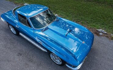 Chevrolet-Corvette-1966-Coupe-39