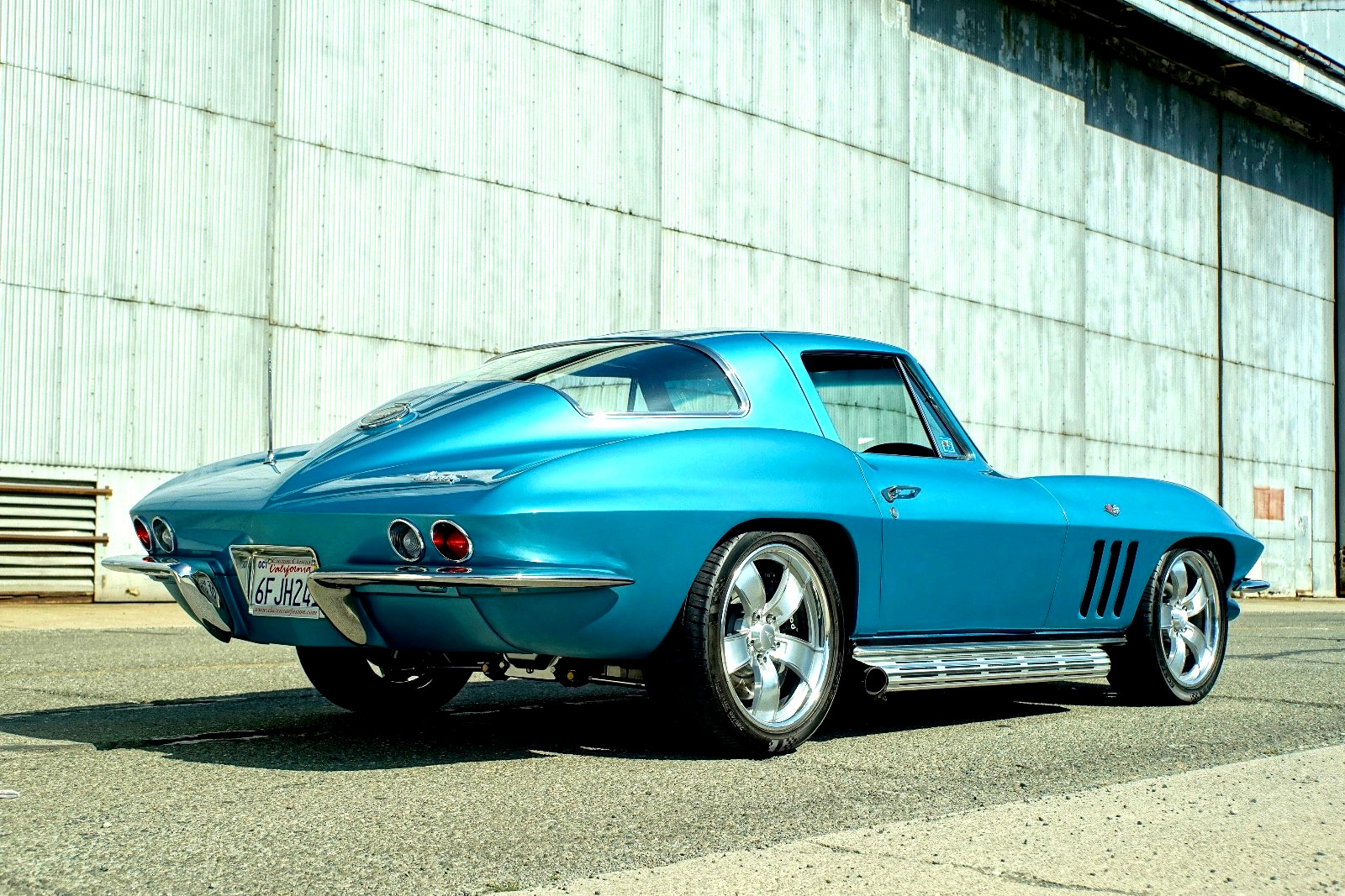 Chevrolet-Corvette-1966-Coupe-39