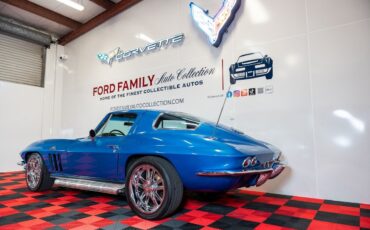 Chevrolet-Corvette-1966-Coupe-5