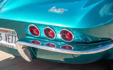 Chevrolet-Corvette-1966-Coupe-7
