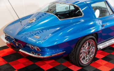 Chevrolet-Corvette-1966-Coupe-7