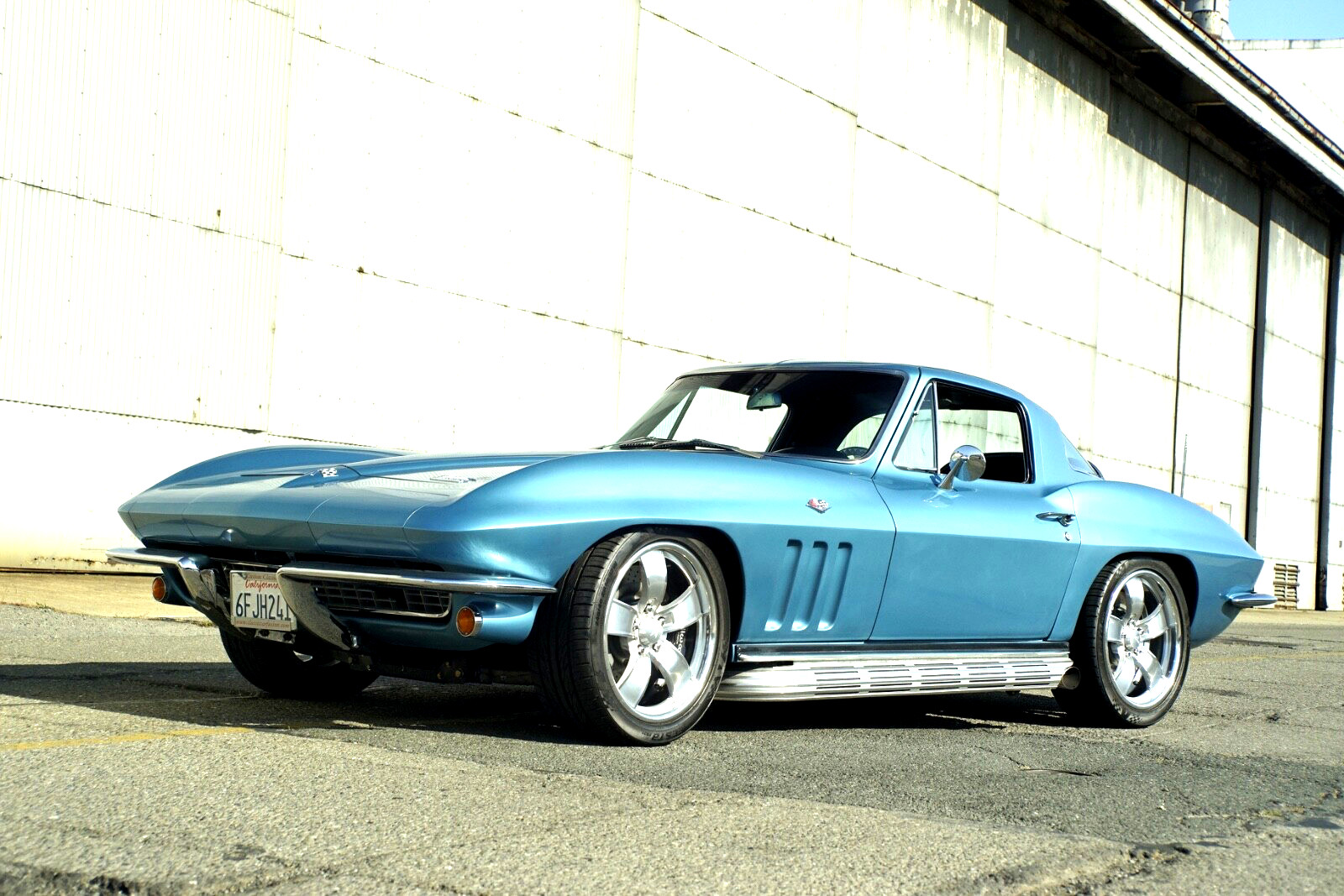 Chevrolet-Corvette-1966-Coupe-8