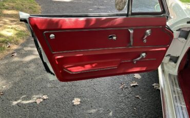 Chevrolet-Corvette-1966-White-Red-11