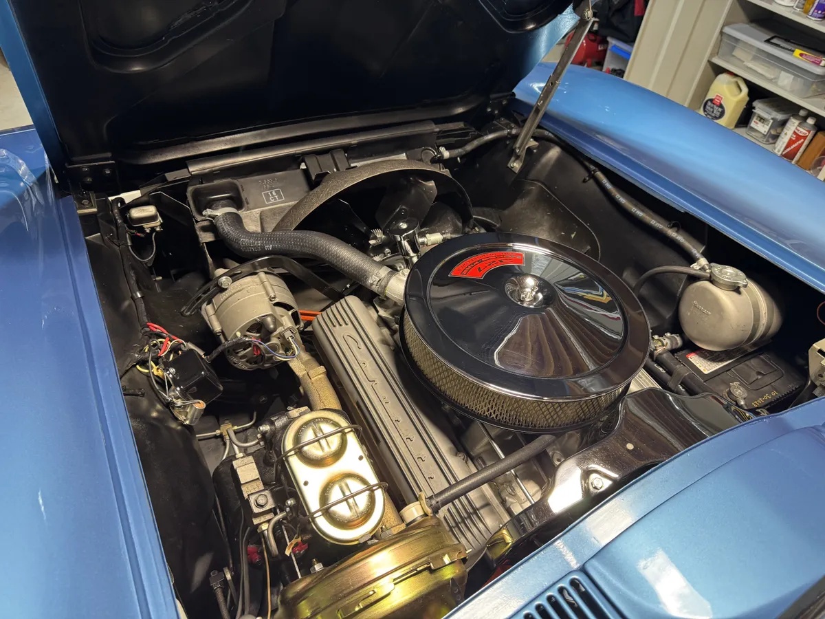 Chevrolet-Corvette-1967-18