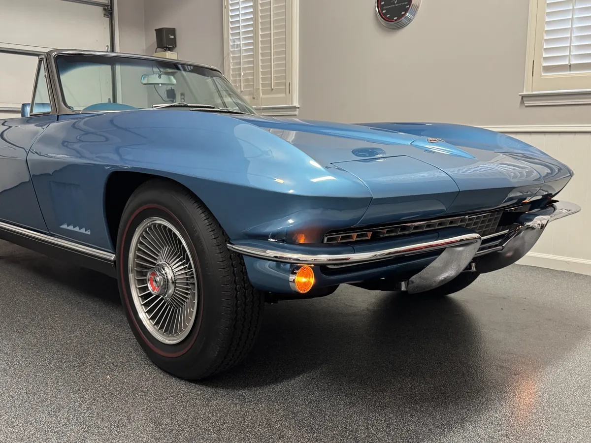 Chevrolet-Corvette-1967
