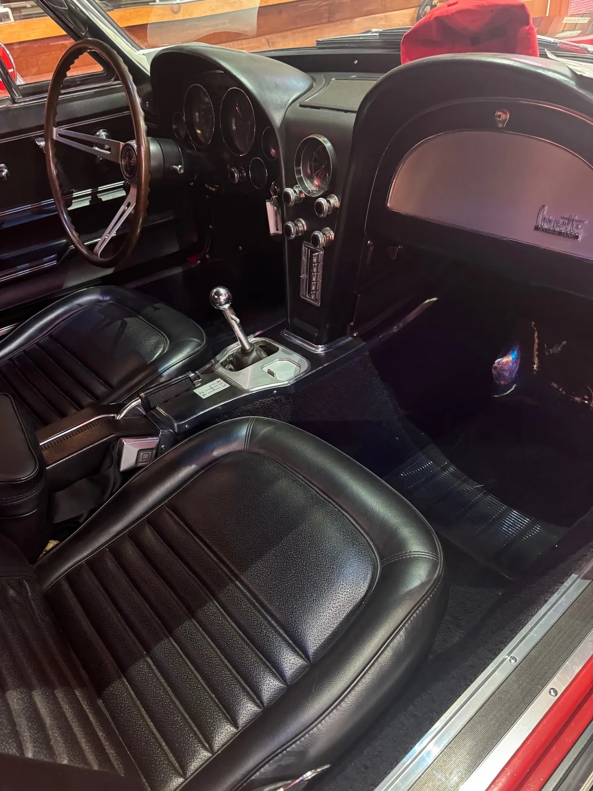 Chevrolet-Corvette-1967-3