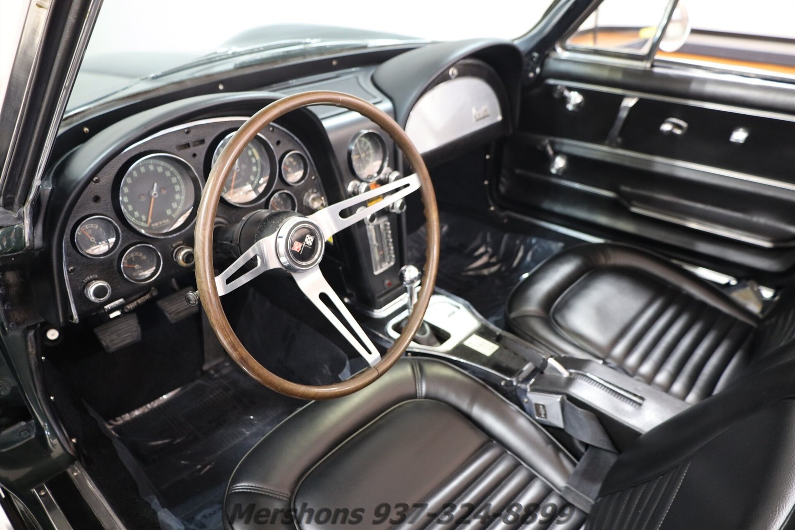 Chevrolet-Corvette-1967-Convertible-11