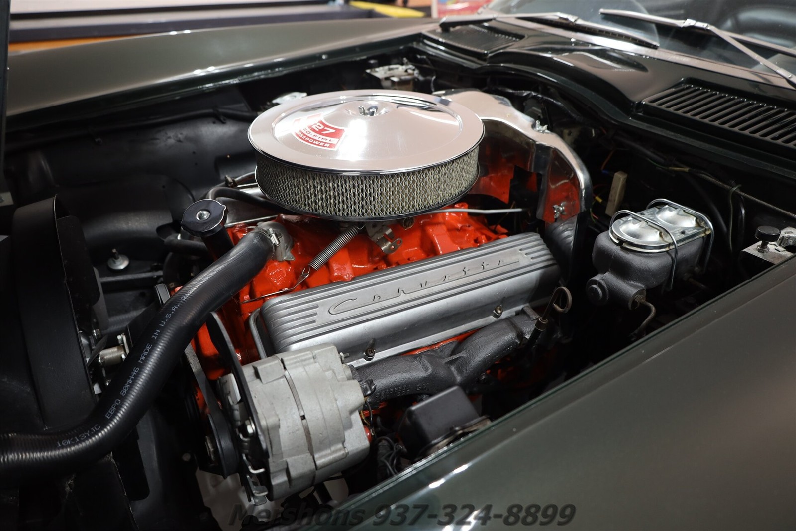 Chevrolet-Corvette-1967-Convertible-2