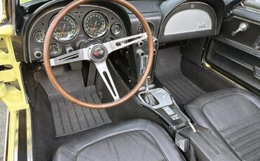 Chevrolet-Corvette-1967-Convertible-22