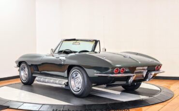 Chevrolet-Corvette-1967-Convertible-4