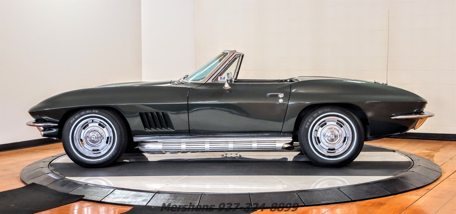 Chevrolet-Corvette-1967-Convertible-5