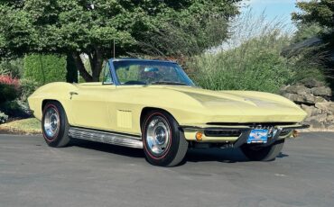 Chevrolet-Corvette-1967-Convertible-6