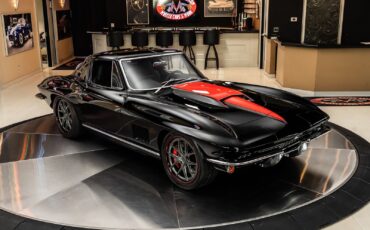 Chevrolet-Corvette-1967-Coupe-10
