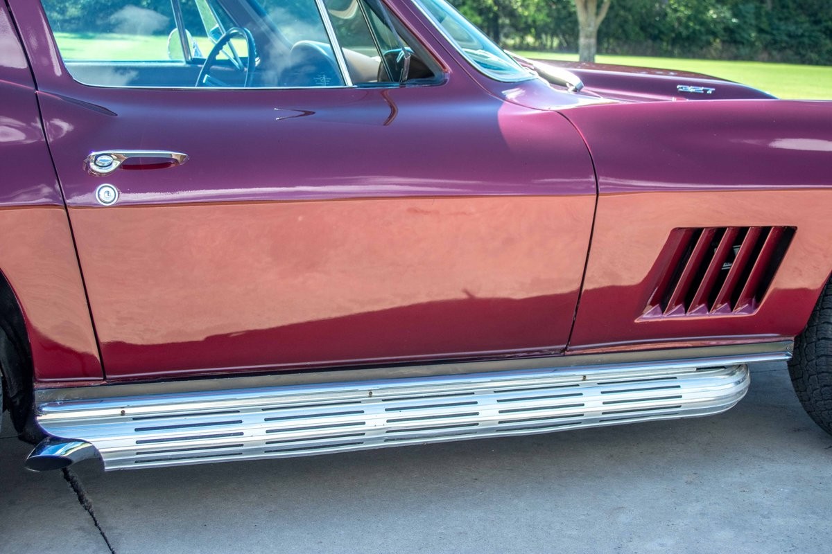 Chevrolet-Corvette-1967-Coupe-13